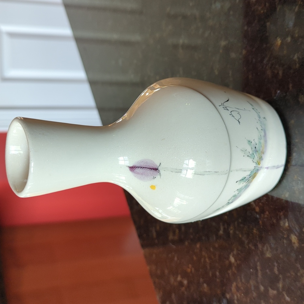 Barbara Baatz Small White Floral Design Vase USA